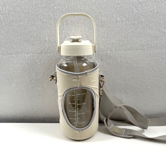 Goswe 64 Ounce Glass Water Bottle with Straw, Handle & Carry Strap - Picture 2 of 4